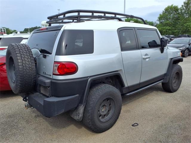 Used 2007 Toyota FJ Cruiser Base with VIN JTEBU11F370053335 for sale in Clarksville, TN