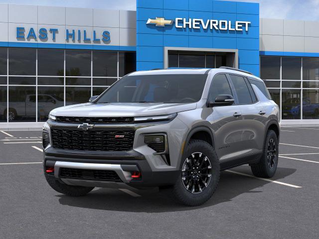 2025 Chevrolet Traverse Vehicle Photo in Roslyn, NY 11576