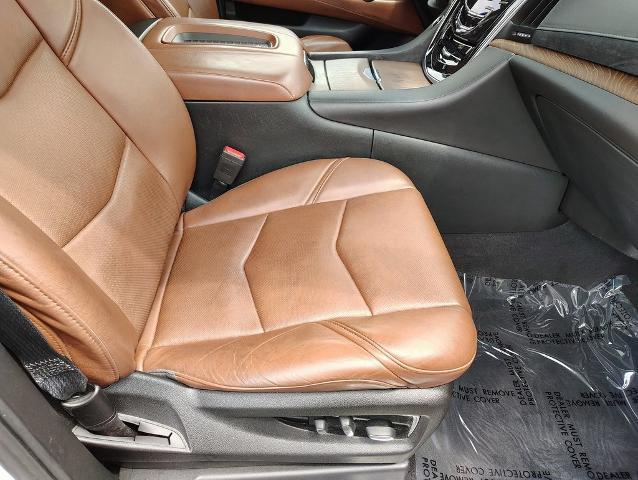 2018 Cadillac Escalade ESV Vehicle Photo in GREEN BAY, WI 54304-5303