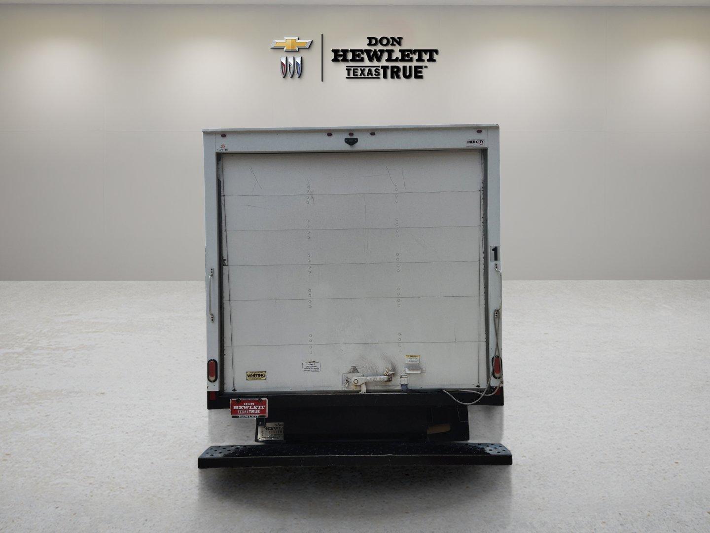 2022 Chevrolet Express Cutaway 3500 Vehicle Photo in GEORGETOWN, TX 78626-7508