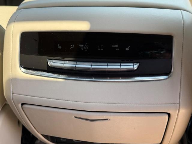 2023 Cadillac Escalade ESV Vehicle Photo in COLUMBIA, MO 65203-3903