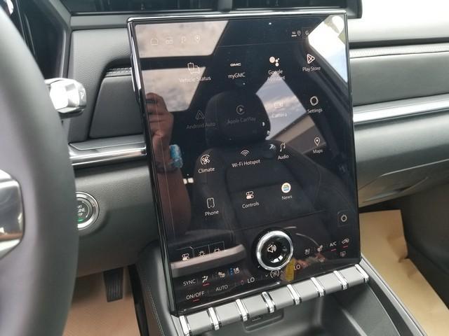 2026 GMC Terrain Vehicle Photo in ELYRIA, OH 44035-6349
