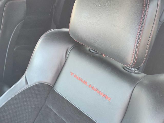 2017 Jeep Grand Cherokee Vehicle Photo in DENTON, TX 76210-9321