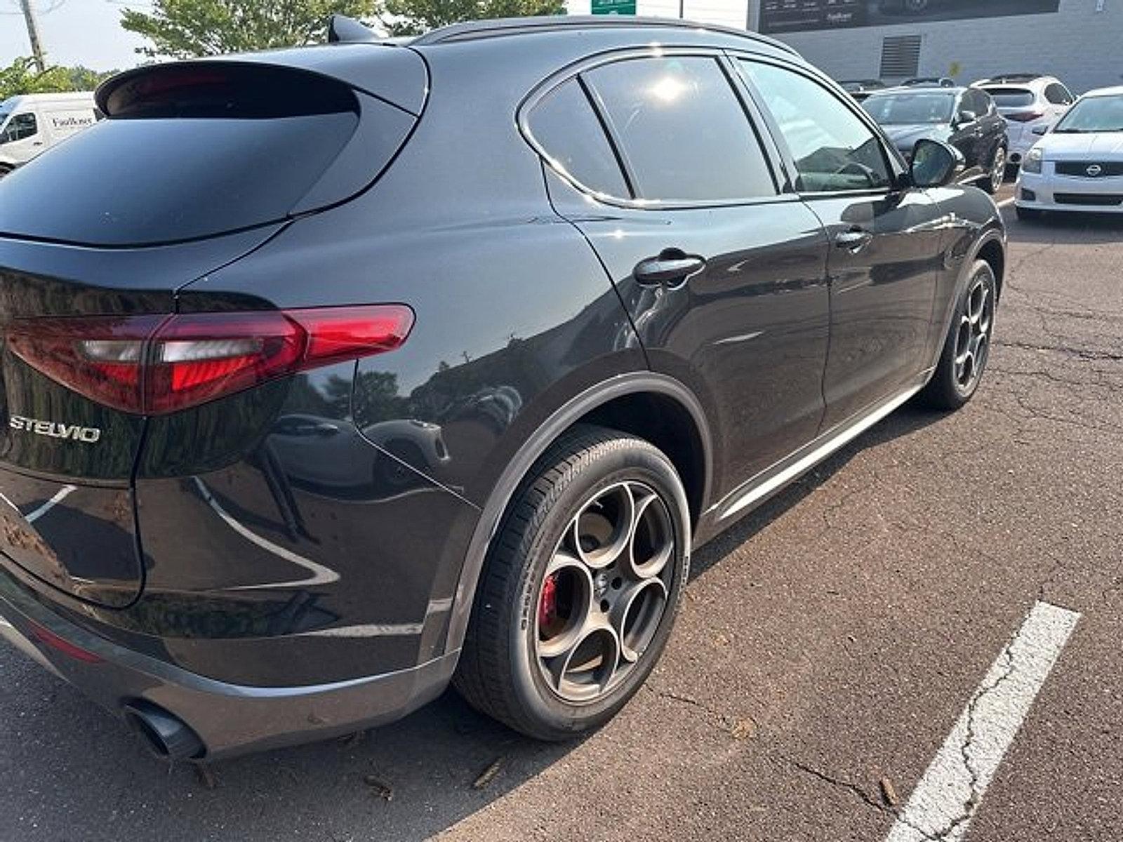 2022 Alfa Romeo Stelvio Vehicle Photo in Willow Grove, PA 19090