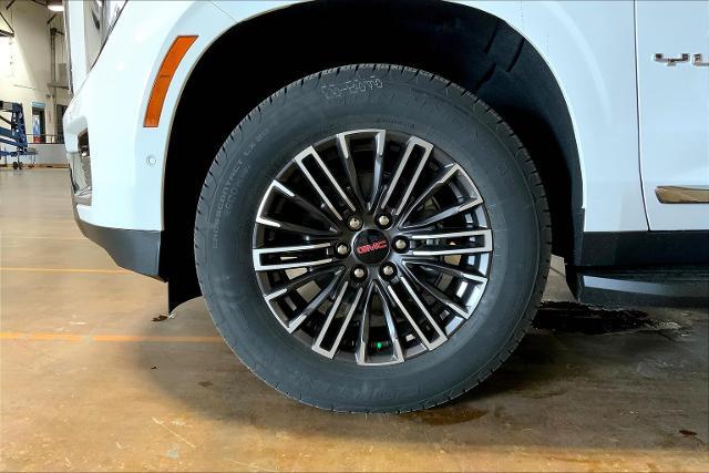 2025 GMC Yukon XL Vehicle Photo in KANSAS CITY, MO 64114-4545