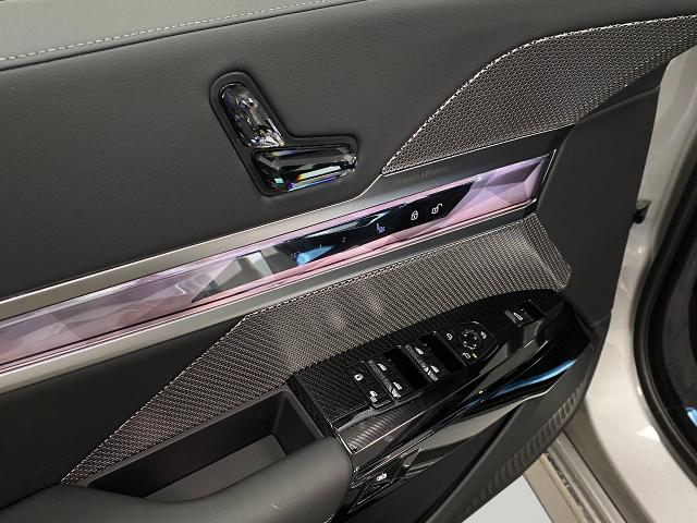 2024 BMW i7 Vehicle Photo in Appleton, WI 54913