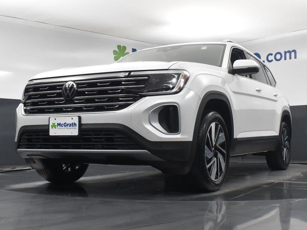 2024 Volkswagen Atlas Vehicle Photo in Marion, IA 52302