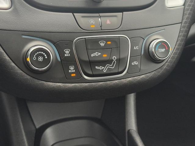 2025 Chevrolet Malibu Vehicle Photo in COLUMBIA, MO 65203-3903