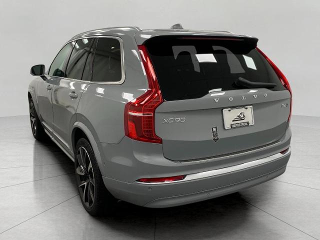 2025 Volvo XC90 Vehicle Photo in Appleton, WI 54913