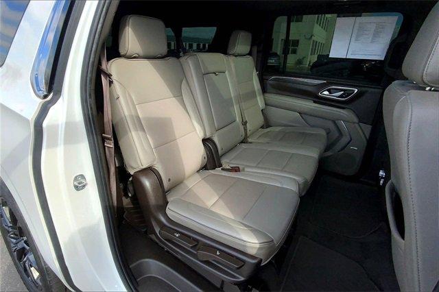2022 GMC Yukon XL Vehicle Photo in TOPEKA, KS 66609-0000