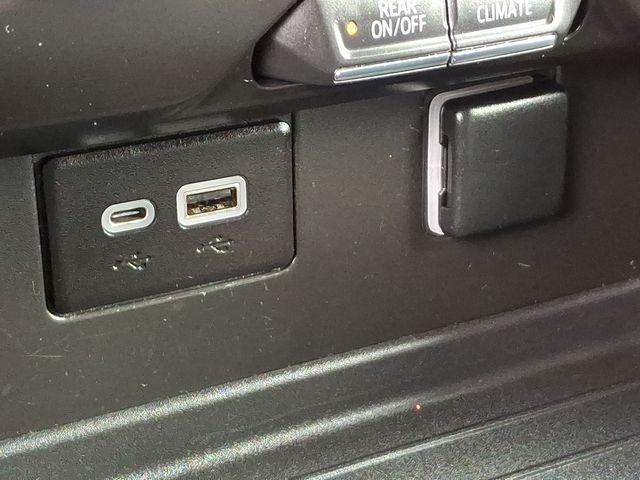 2022 GMC Yukon Vehicle Photo in DANBURY, CT 06810-5034
