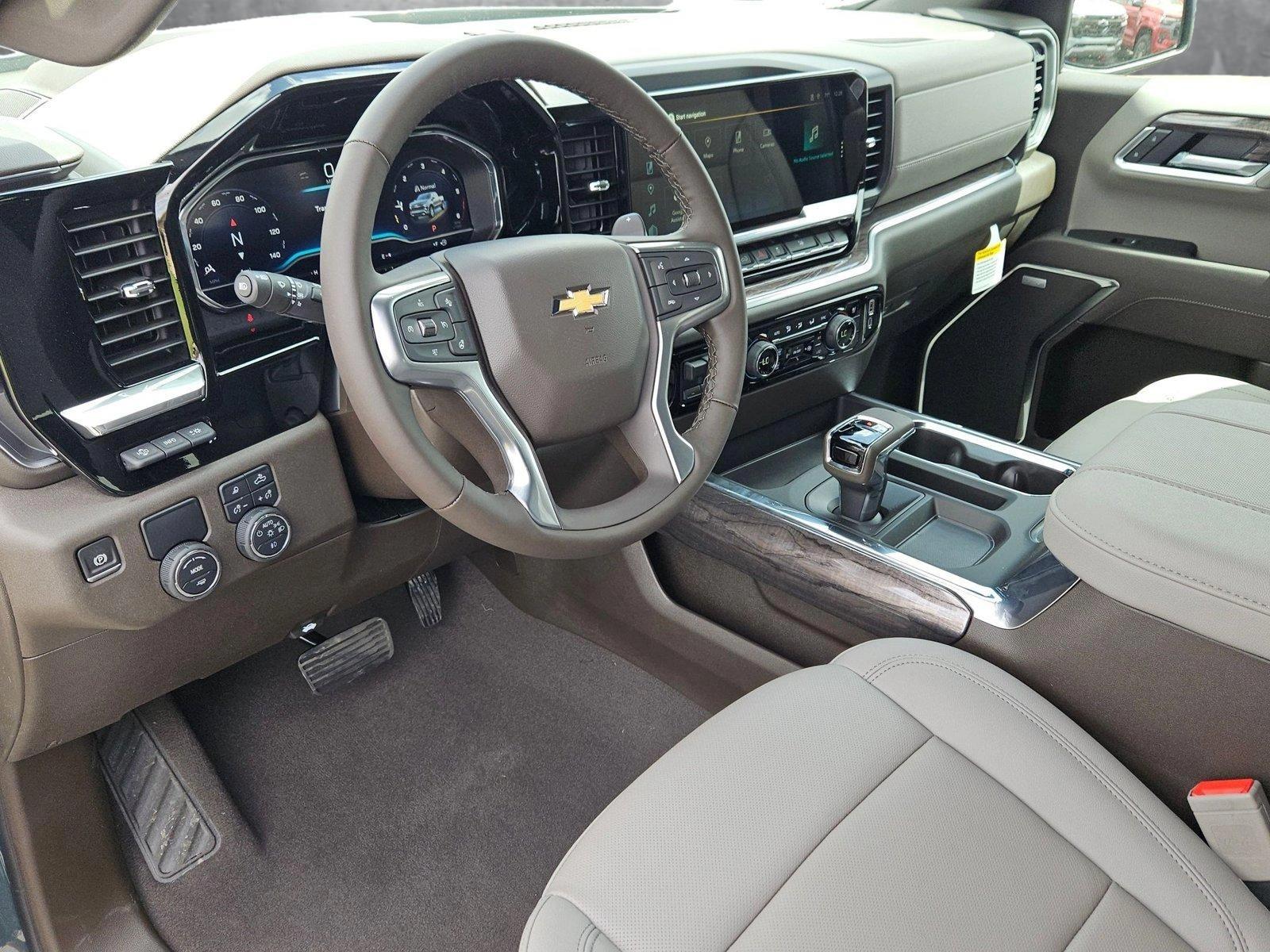 2025 Chevrolet Silverado 1500 Vehicle Photo in MESA, AZ 85206-4395