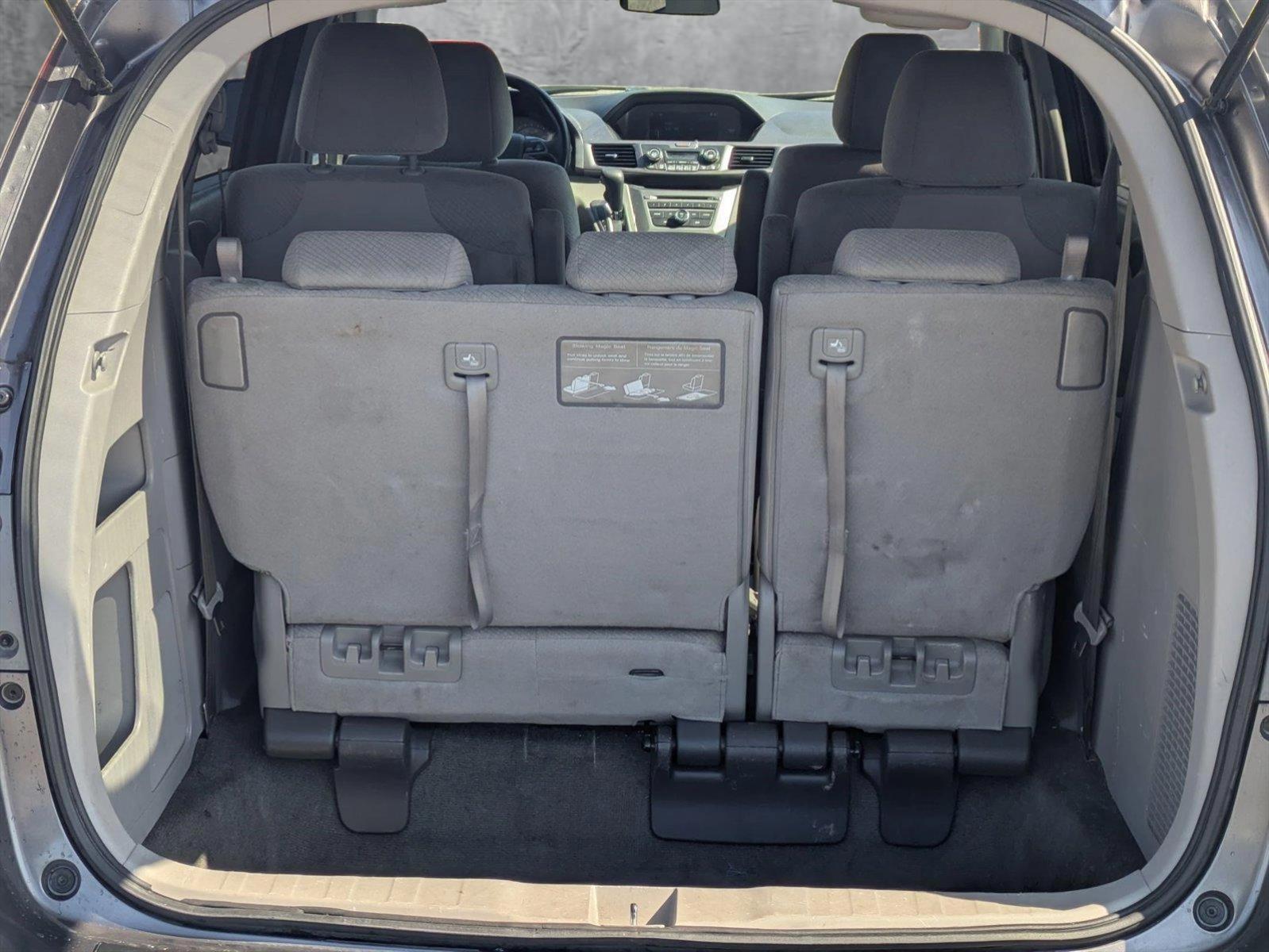 2015 Honda Odyssey Vehicle Photo in Valencia, CA 91355-1794