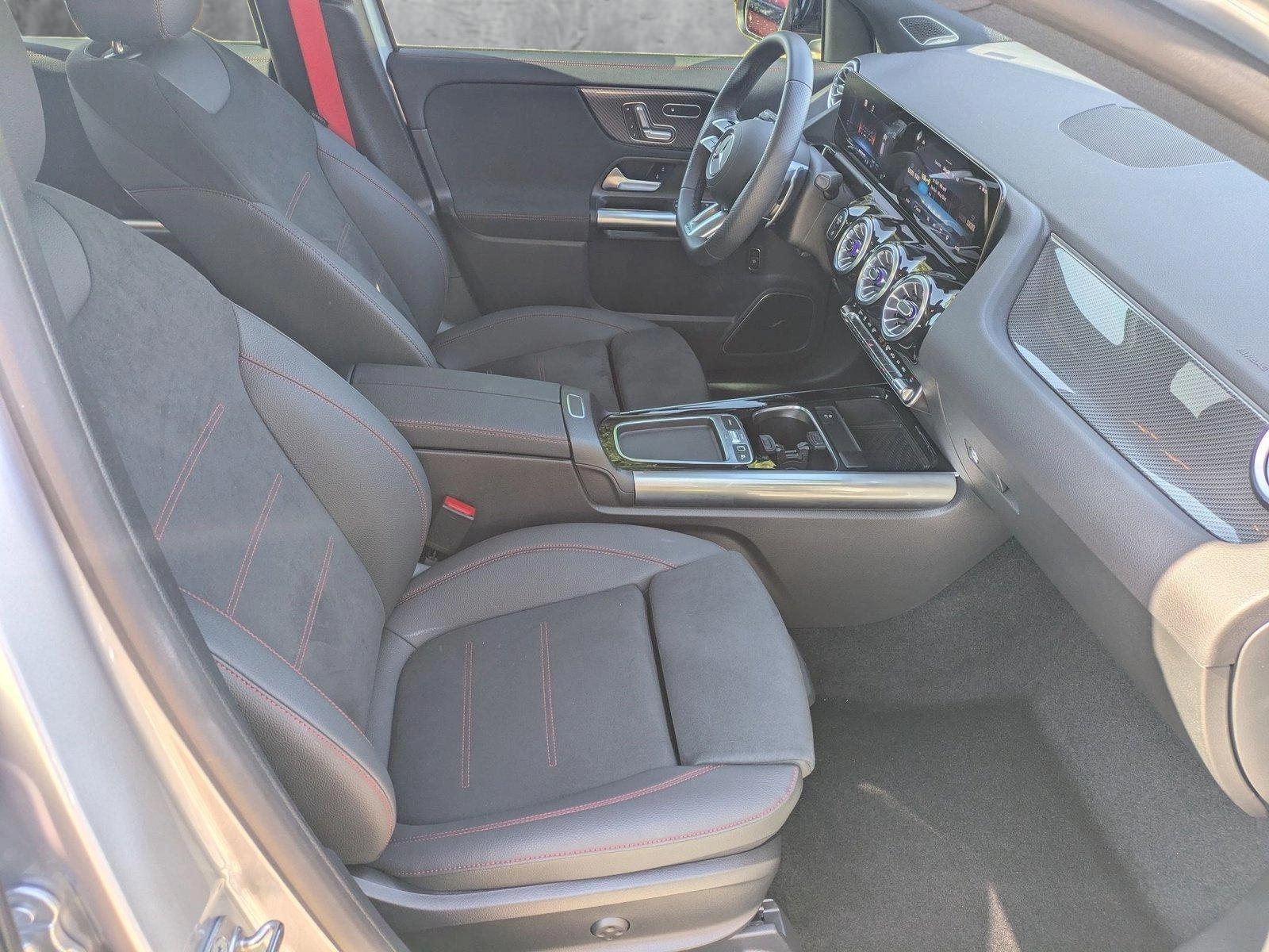 2025 Mercedes-Benz GLA Vehicle Photo in Sarasota, FL 34231