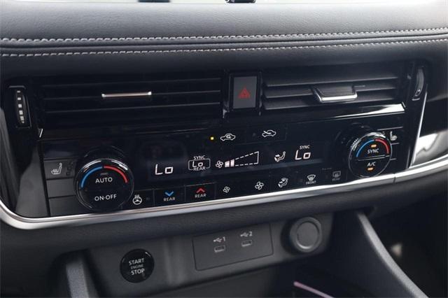 2025 Nissan Rogue Vehicle Photo in Hazelwood, MO 63042