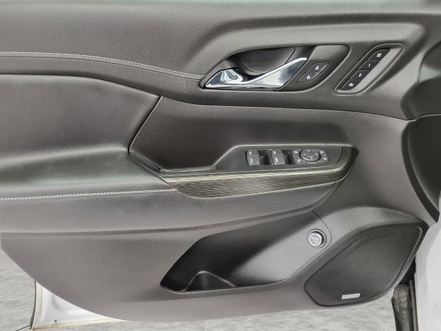 2023 GMC Acadia Vehicle Photo in GREEN BAY, WI 54303-3330