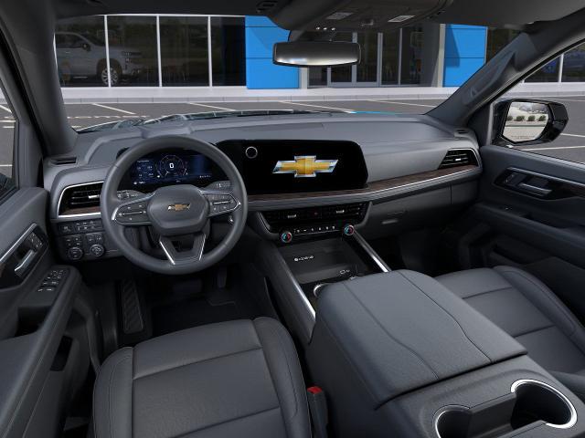 2025 Chevrolet Suburban Vehicle Photo in Roslyn, NY 11576