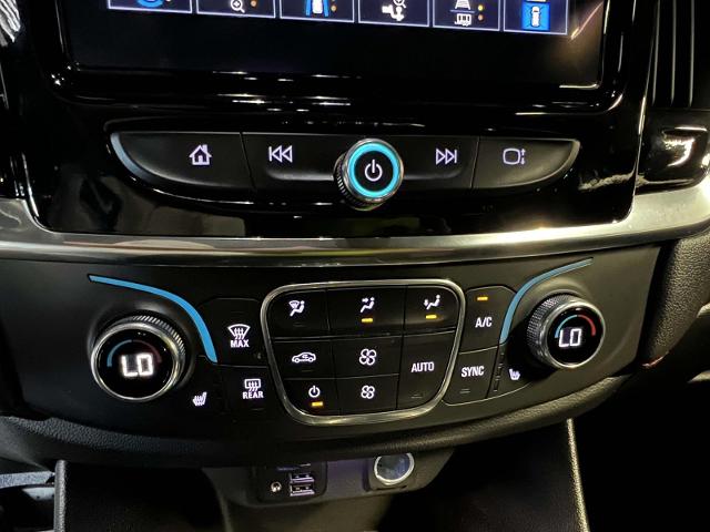 2023 Chevrolet Traverse Vehicle Photo in Roslyn, NY 11576