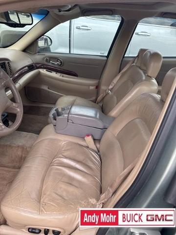 2005 Buick LeSabre Vehicle Photo in Fishers, IN 46038