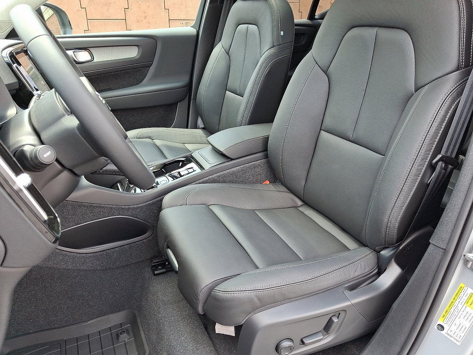 2025 Volvo XC40 Vehicle Photo in Lancaster, PA 17601