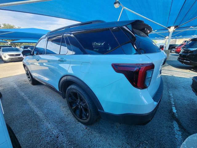 2022 Ford Explorer Vehicle Photo in DENTON, TX 76210-9321