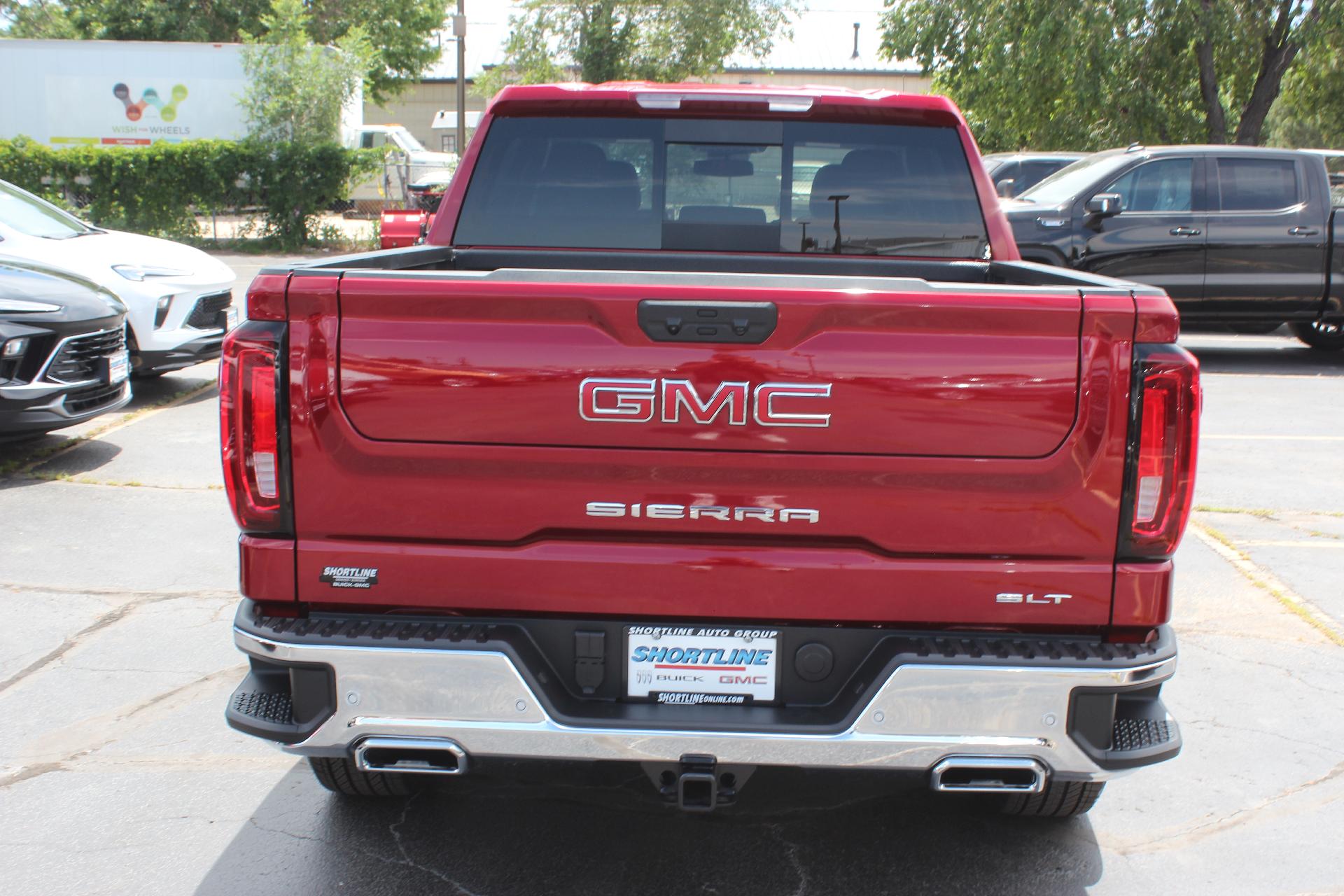 2025 GMC Sierra 1500 Vehicle Photo in AURORA, CO 80012-4011
