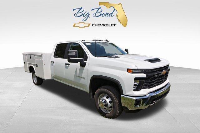 2025 Chevrolet Silverado 3500HD Chassis Work Truck Crew Cab 4WD