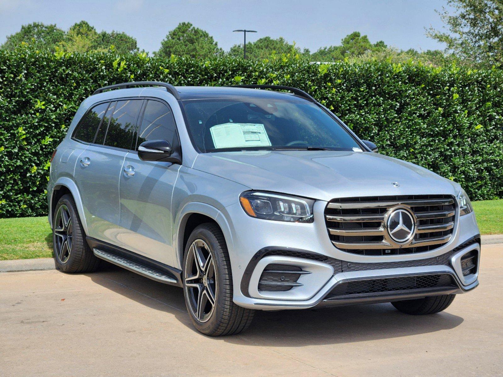 2025 Mercedes-Benz GLS Vehicle Photo in HOUSTON, TX 77079