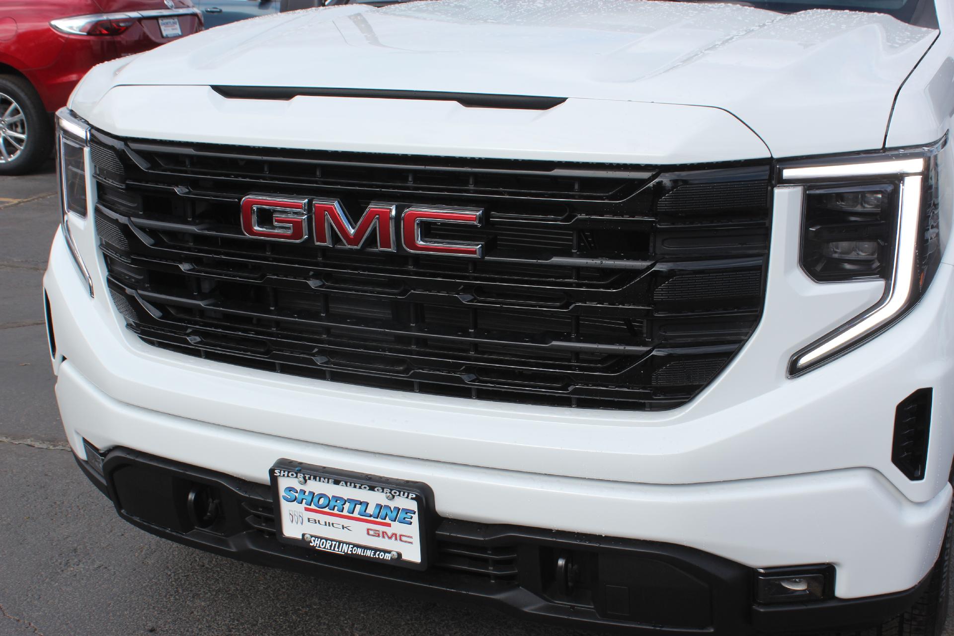 2025 GMC Sierra 1500 Vehicle Photo in AURORA, CO 80012-4011