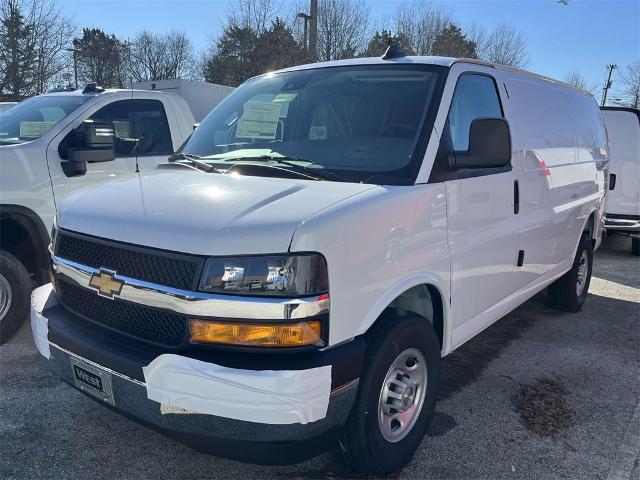 2025 Chevrolet Express Cargo 2500 Vehicle Photo in ALCOA, TN 37701-3235