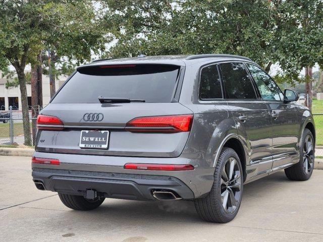 2025 Audi Q7 Vehicle Photo in HOUSTON, TX 77090