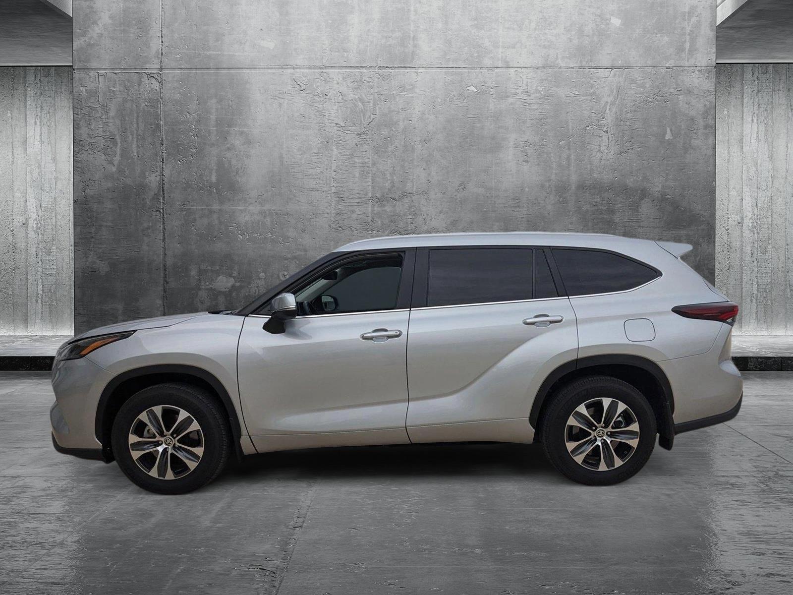 2024 Toyota Highlander Vehicle Photo in Winter Park, FL 32792