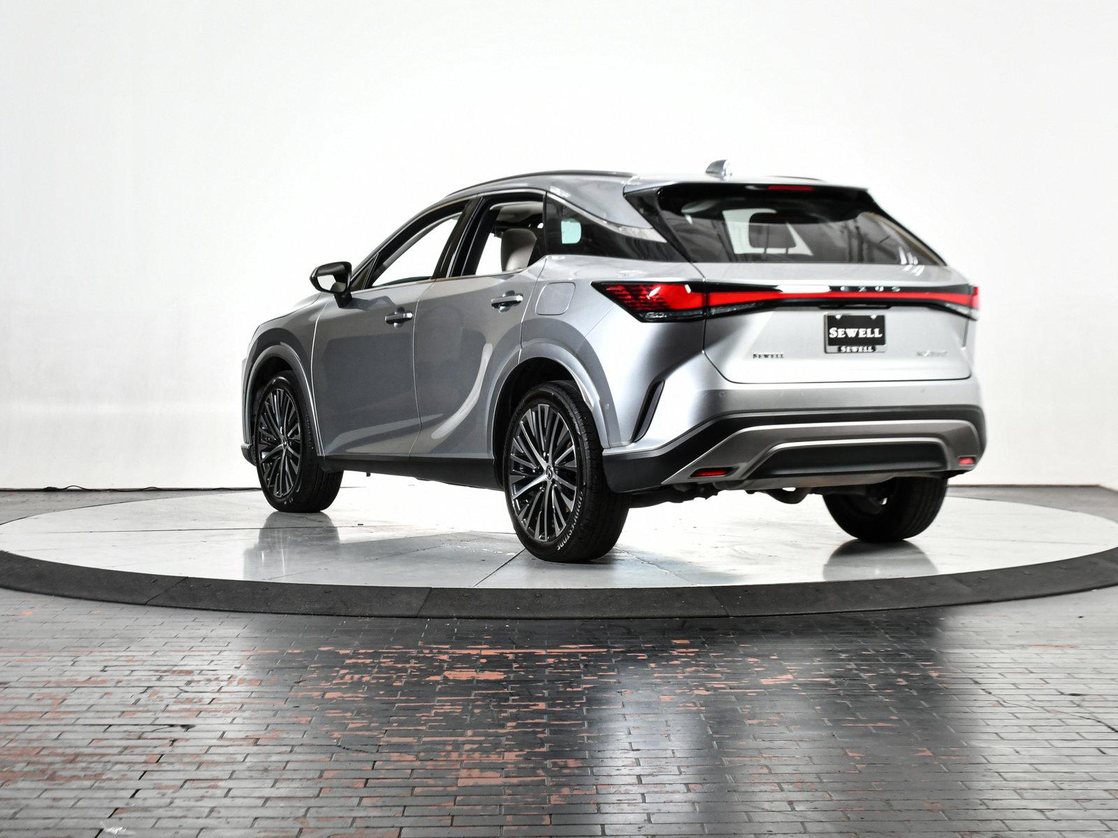 2024 Lexus RX 350 Vehicle Photo in DALLAS, TX 75235