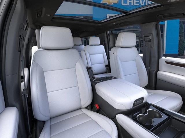 2025 Chevrolet Suburban Vehicle Photo in SUGAR LAND, TX 77478-0000