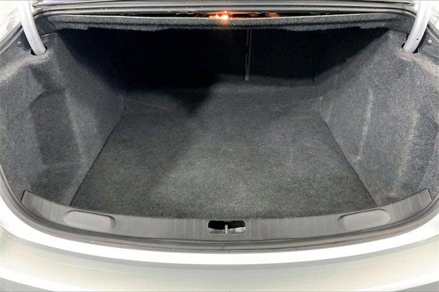 2019 Chevrolet Impala Vehicle Photo in INDEPENDENCE, MO 64055-1314