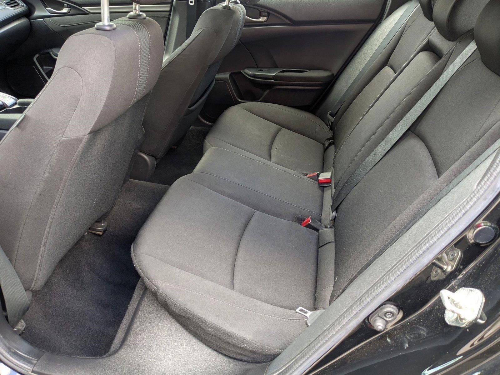 2017 Honda Civic Hatchback Vehicle Photo in PEMBROKE PINES, FL 33024-6534