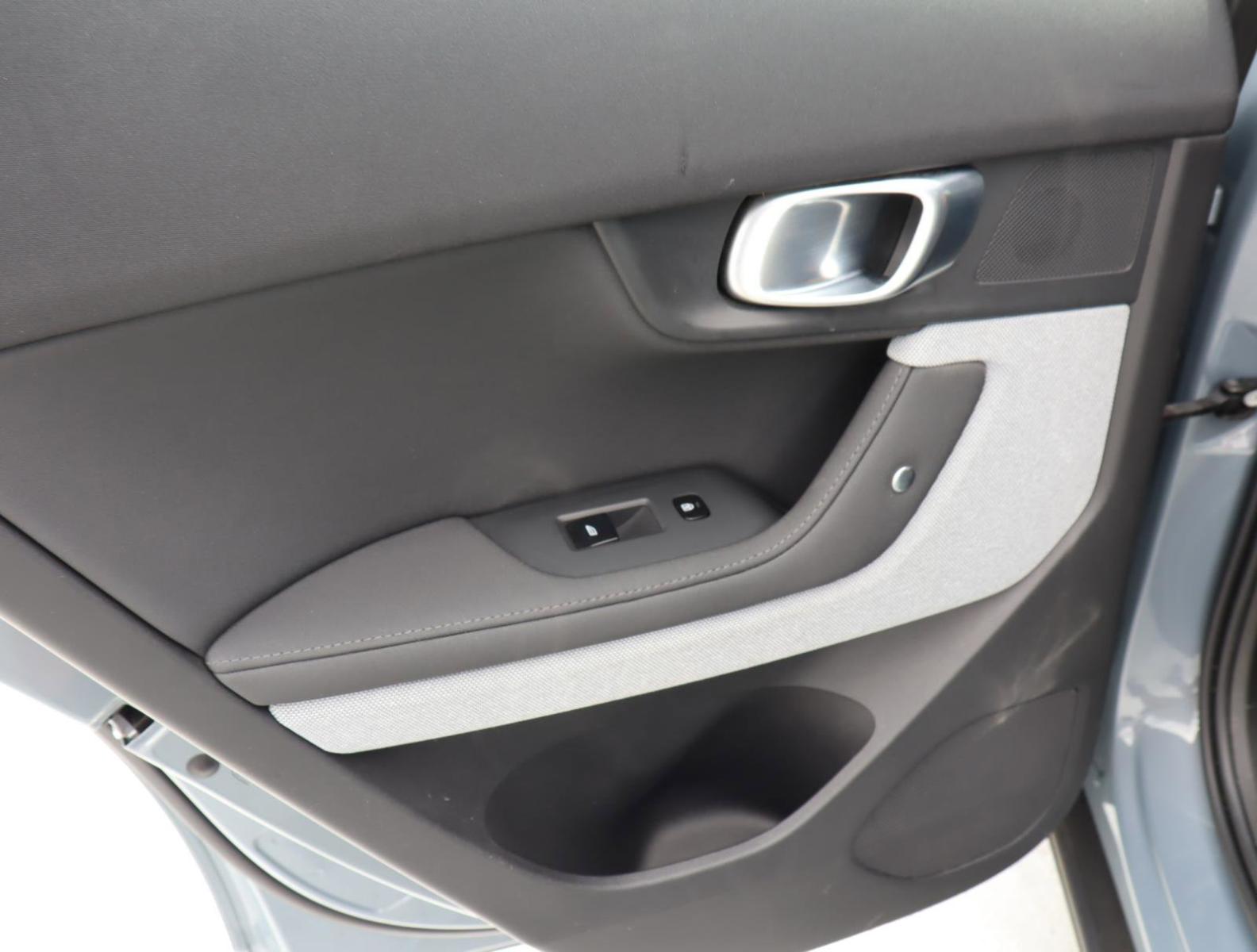 2022 Polestar 2 Vehicle Photo in LOS ANGELES, CA 90007-3794
