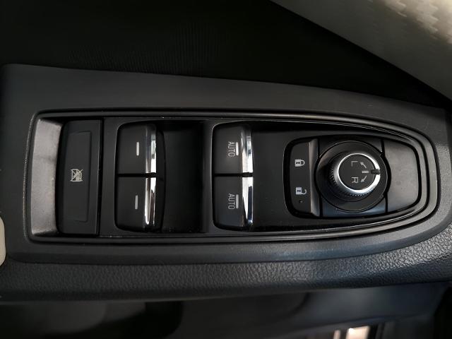 2022 Subaru Ascent Vehicle Photo in Green Bay, WI 54304