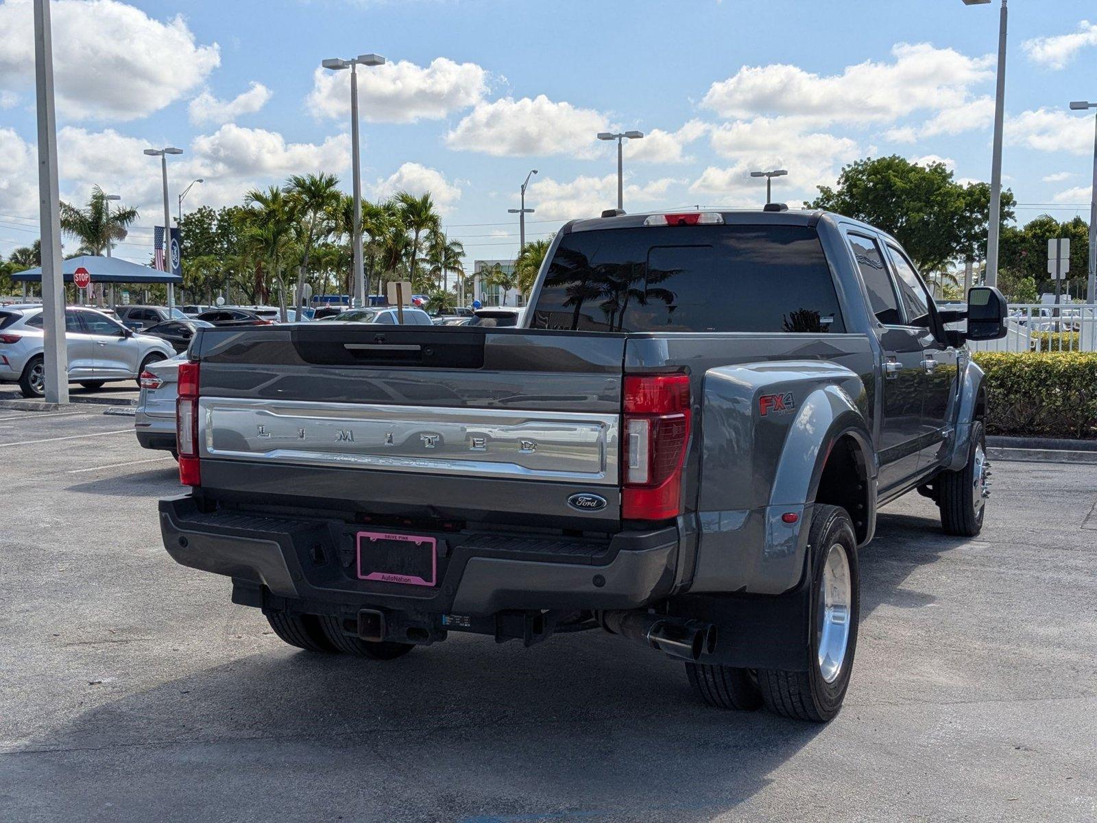 2021 Ford Super Duty F-450 DRW Vehicle Photo in Miami, FL 33015