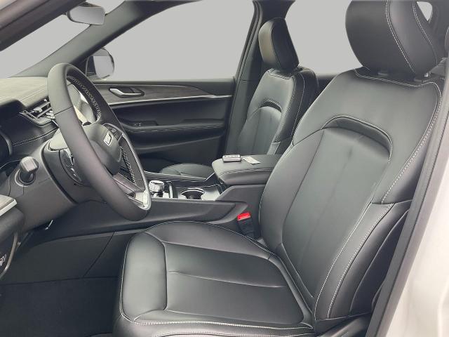 2025 Jeep Grand Cherokee L Vehicle Photo in Kaukauna, WI 54130