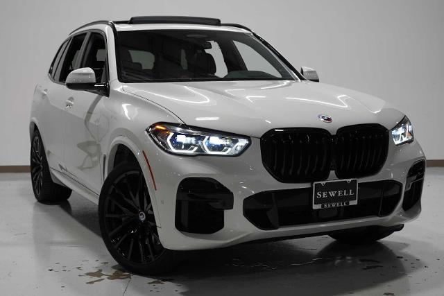 2023 BMW X5 M50i Vehicle Photo in GRAPEVINE, TX 76051