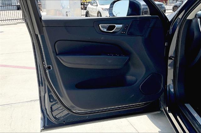 2023 Volvo XC60 Vehicle Photo in Grapevine, TX 76051