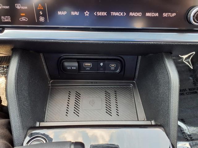 2023 Kia Sportage Vehicle Photo in Oshkosh, WI 54904