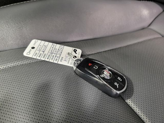 2024 Buick Enclave Vehicle Photo in MIDDLETON, WI 53562-1492