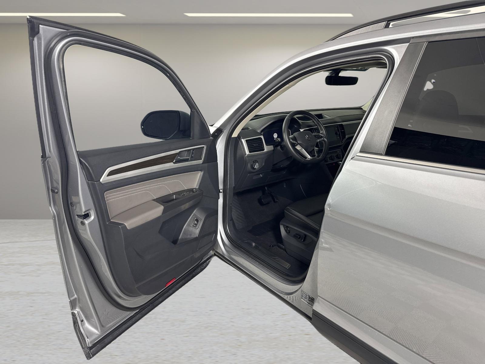 2023 Volkswagen Atlas Vehicle Photo in Georgetown, TX 78626