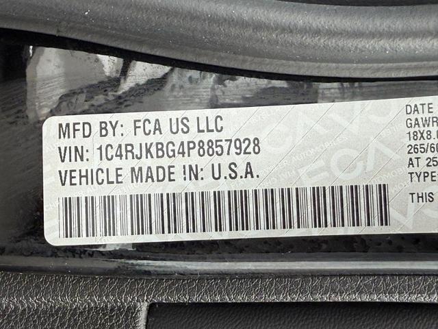 2023 Jeep Grand Cherokee L Vehicle Photo in COLUMBIA, MO 65203-3903