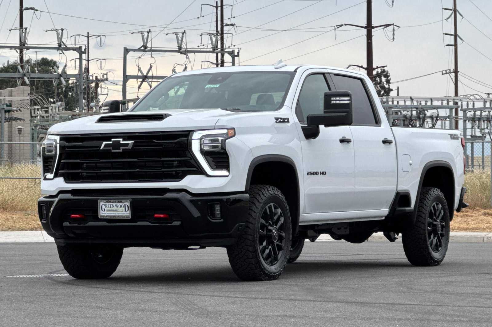 2026 Chevrolet Silverado 2500 HD LTZ - Photo 8