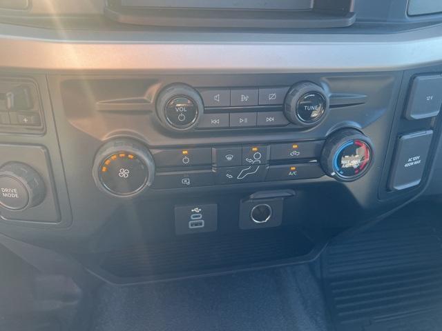 2023 Ford Super Duty F-450 DRW Vehicle Photo in Webster, MA 01570-1415