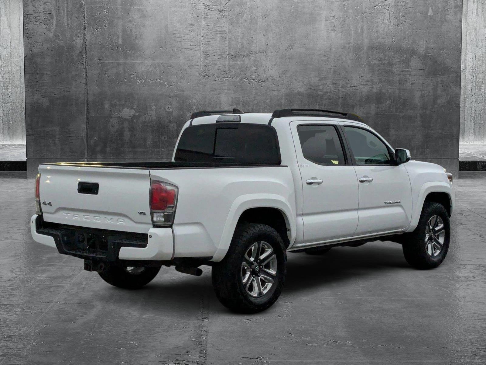 2017 Toyota Tacoma Vehicle Photo in Spokane Valley, WA 99212