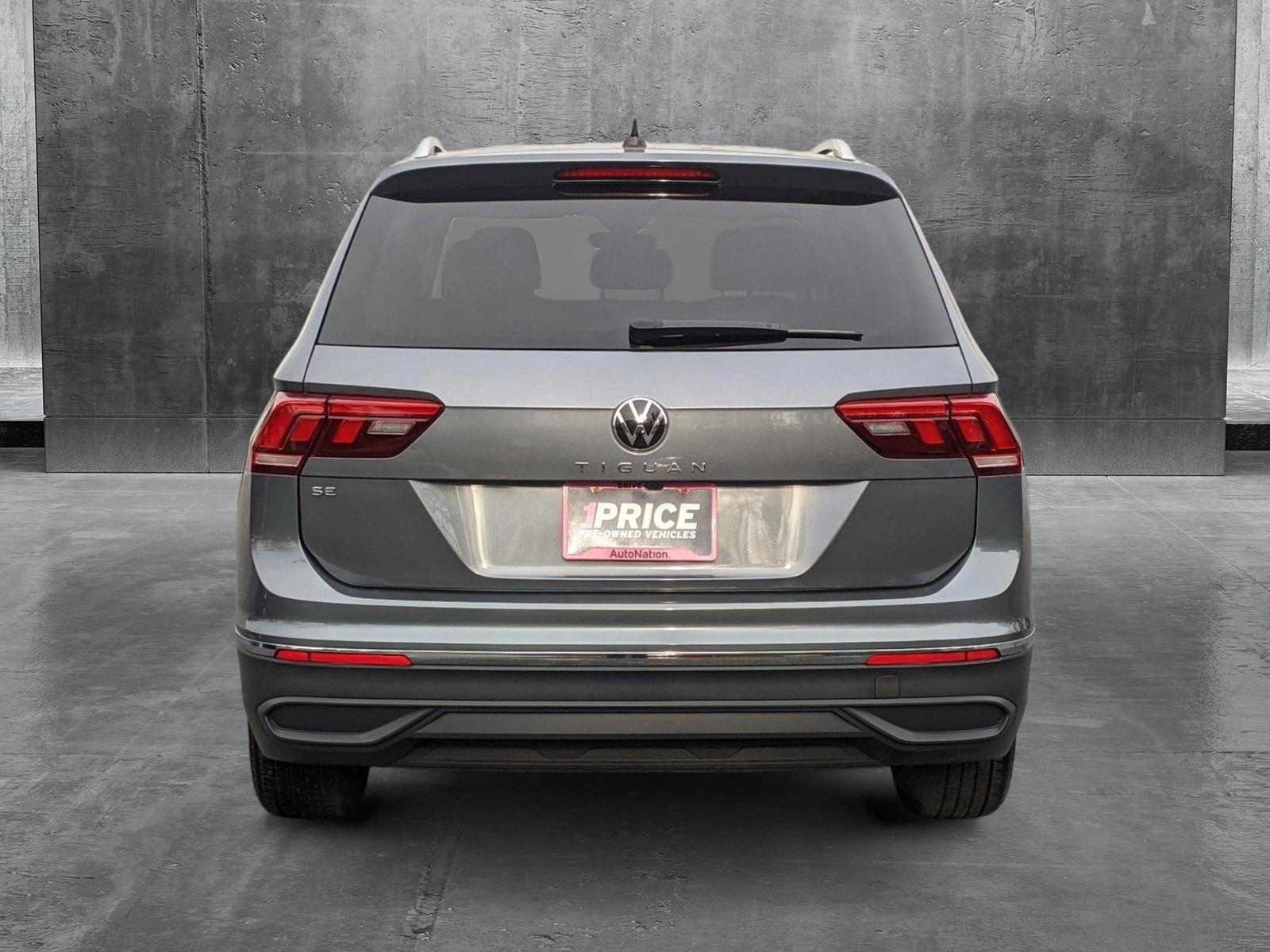 2024 Volkswagen Tiguan SE photo 7